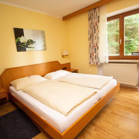 Hotel Am Wald オットブルン エクステリア 写真